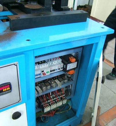 Трубогиб электрический BlackSmith TG3 от компании Нова Механика